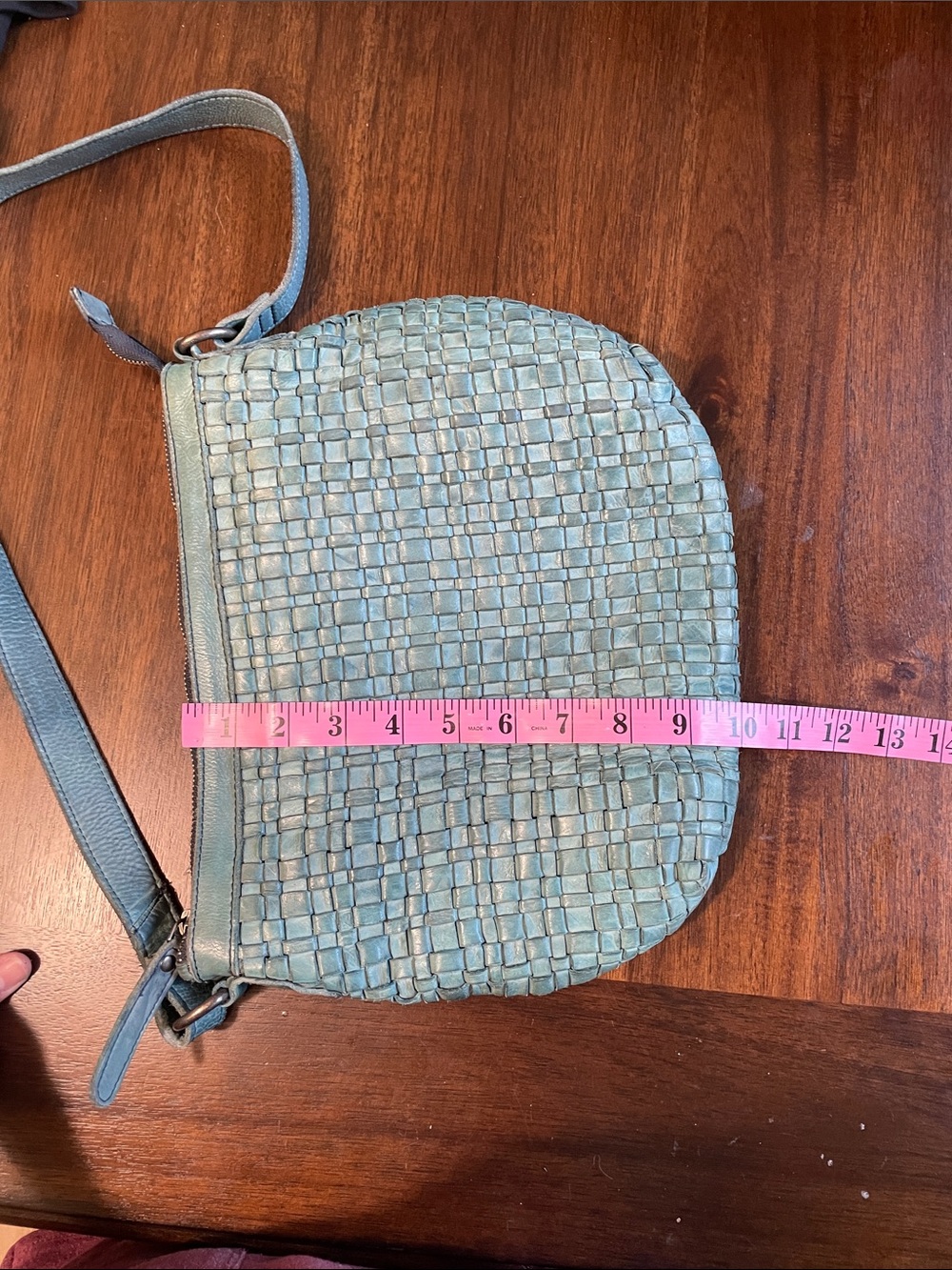 Vilenca Holland woven leather shoulder bag - Picture 10 of 11